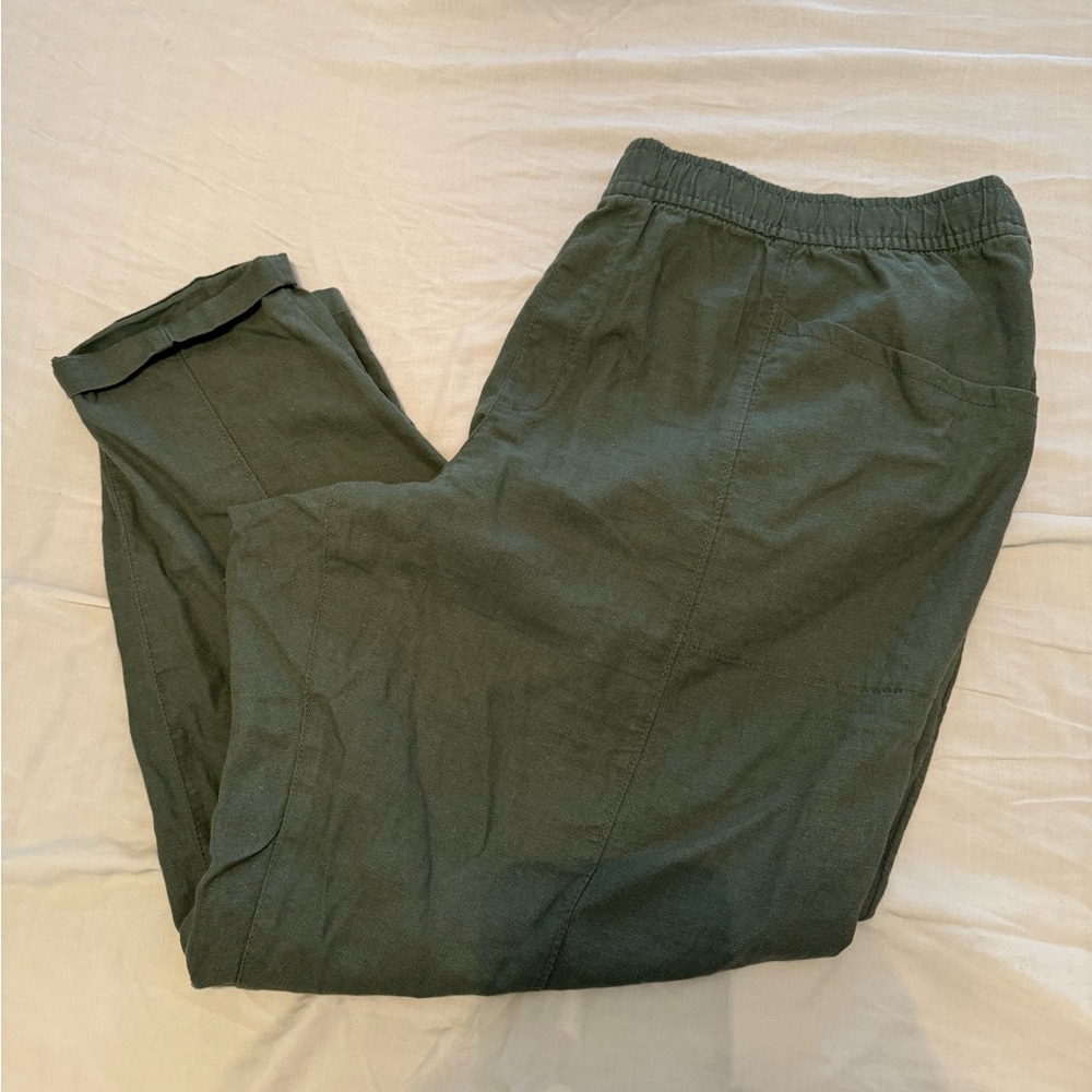 Green Old Navy Straight Taper Pants